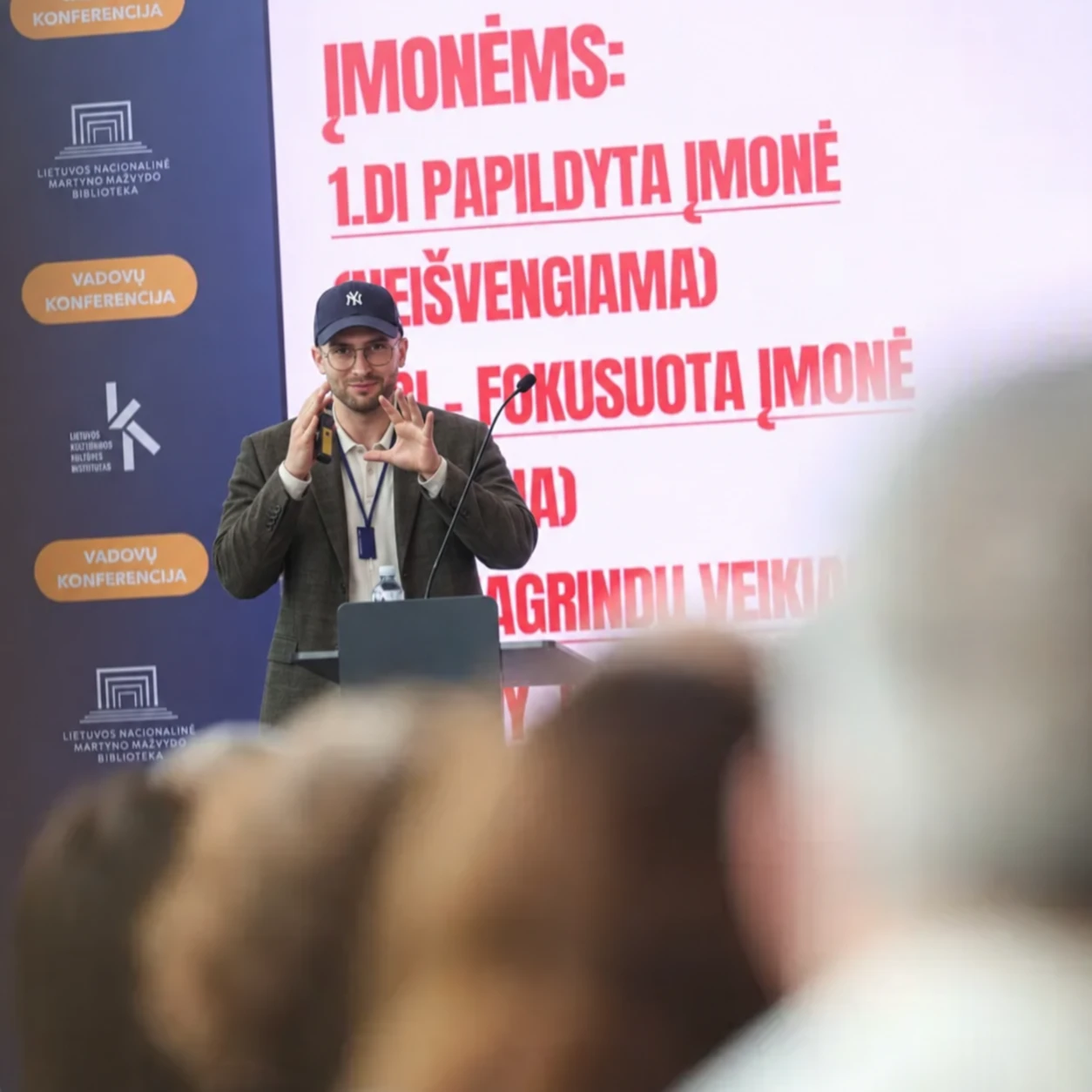 Antanas vadovų konferencijoje